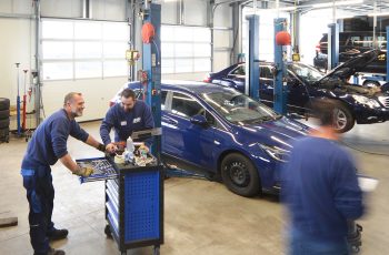 Autoreparatur und Autoservice – So bleibt dein Fahrzeug fit und zuverlässig